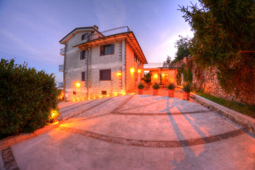 Casa Pendola Bed and Breakfast Agerola Exteriör bild
